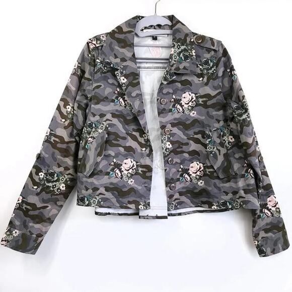 Montana Co Jackets & Blazers - Montana Co Floral Camo Shacket Medium